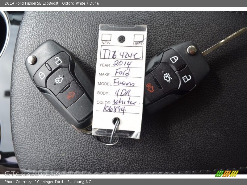 Oxford White / Dune 2014 Ford Fusion SE EcoBoost