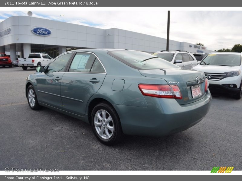 Aloe Green Metallic / Bisque 2011 Toyota Camry LE