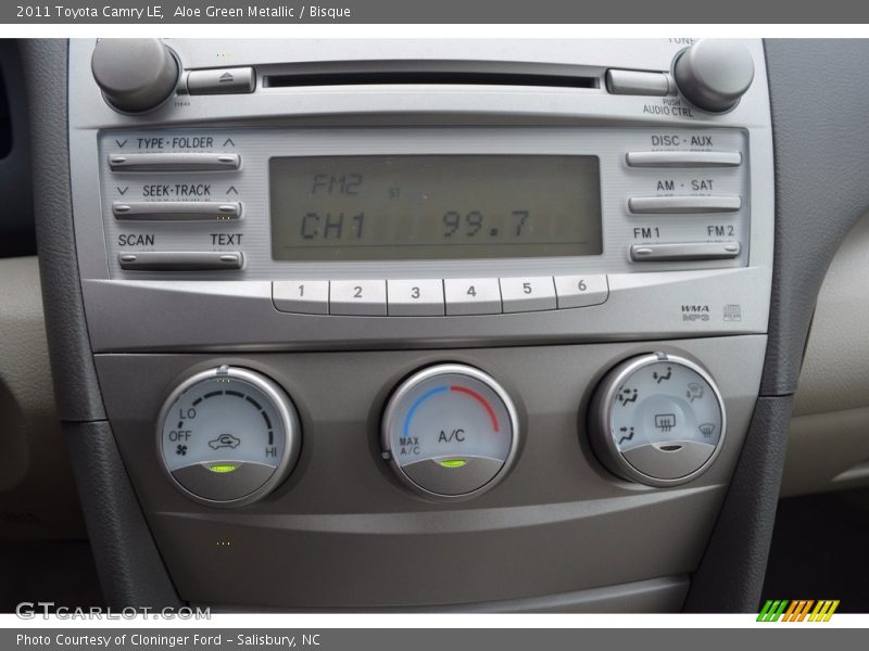 Aloe Green Metallic / Bisque 2011 Toyota Camry LE