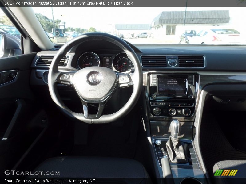 Platinum Gray Metallic / Titan Black 2017 Volkswagen Passat SE Sedan