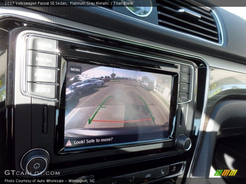 Platinum Gray Metallic / Titan Black 2017 Volkswagen Passat SE Sedan