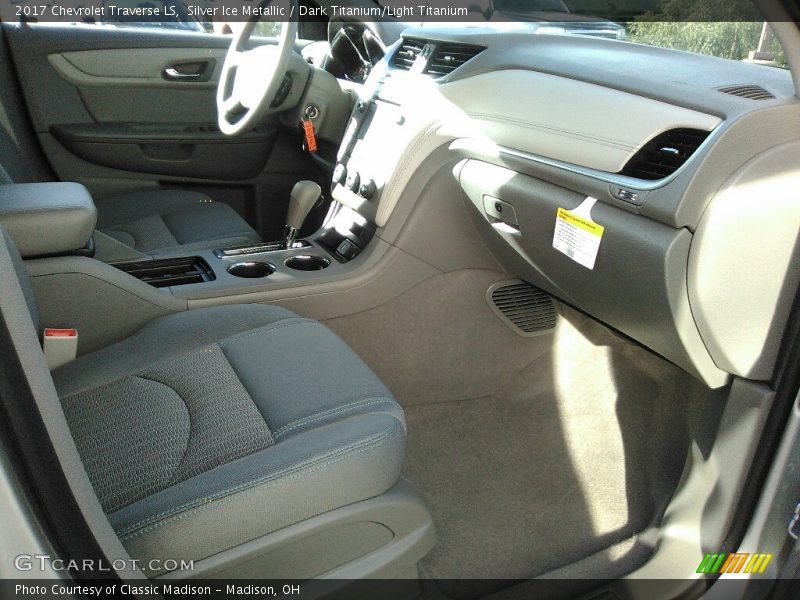 Silver Ice Metallic / Dark Titanium/Light Titanium 2017 Chevrolet Traverse LS