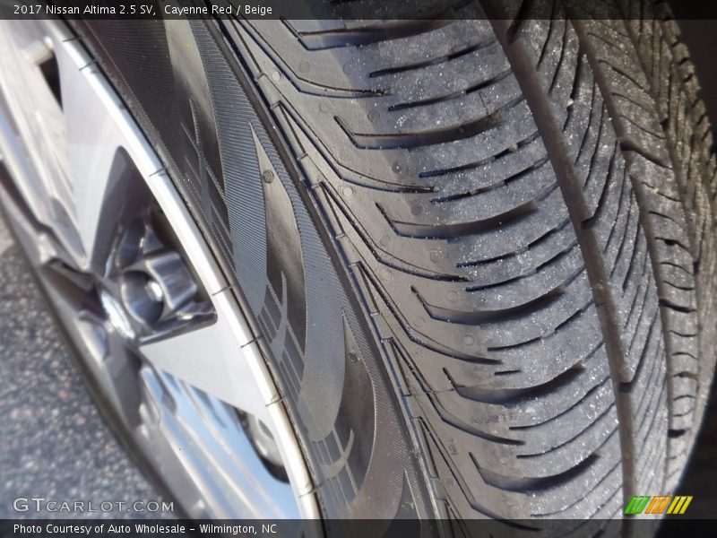 Cayenne Red / Beige 2017 Nissan Altima 2.5 SV
