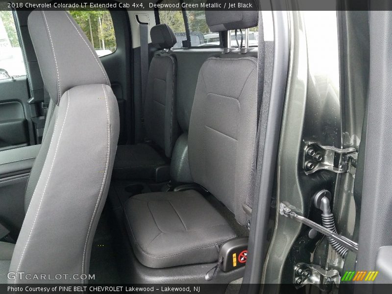 Deepwood Green Metallic / Jet Black 2018 Chevrolet Colorado LT Extended Cab 4x4