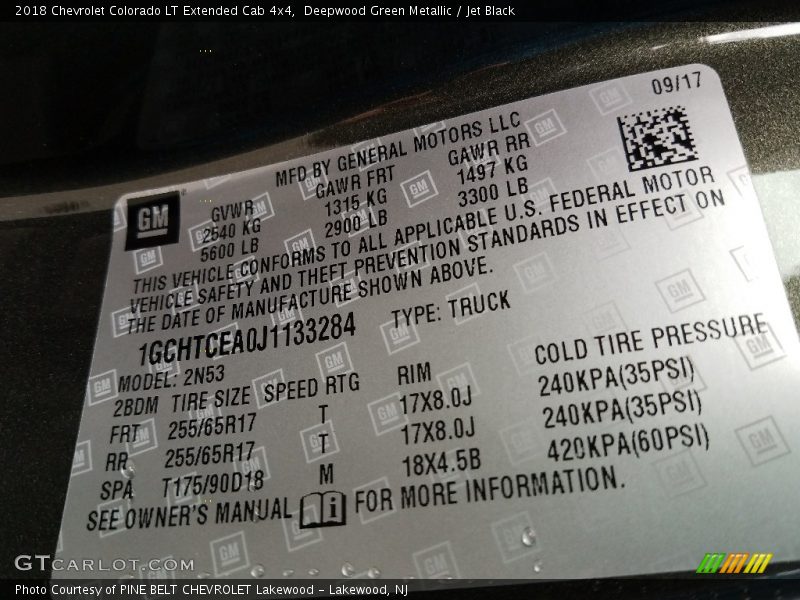 Deepwood Green Metallic / Jet Black 2018 Chevrolet Colorado LT Extended Cab 4x4