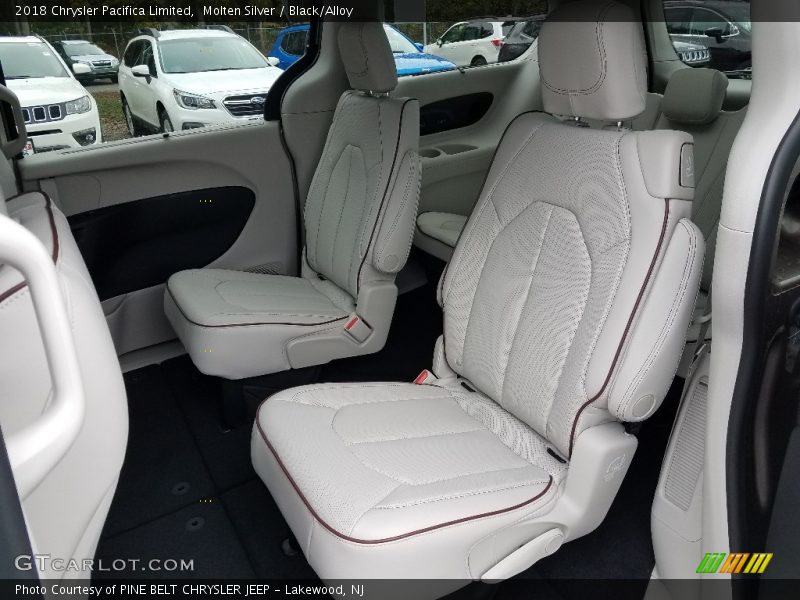 Molten Silver / Black/Alloy 2018 Chrysler Pacifica Limited