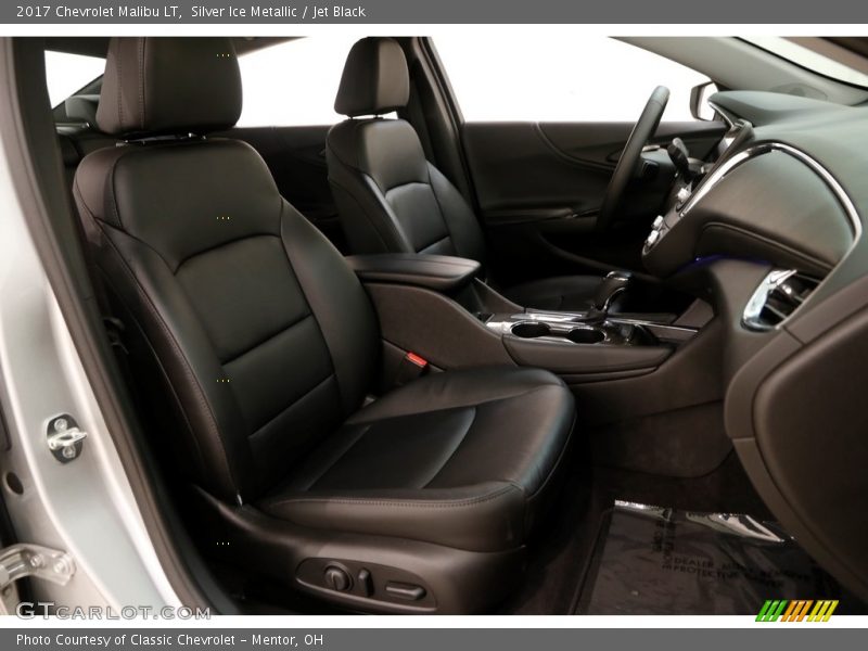 Silver Ice Metallic / Jet Black 2017 Chevrolet Malibu LT