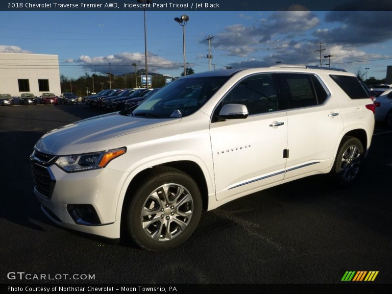 Iridescent Pearl Tricoat / Jet Black 2018 Chevrolet Traverse Premier AWD