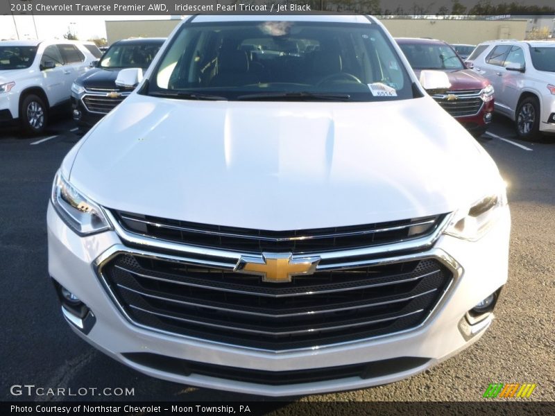 Iridescent Pearl Tricoat / Jet Black 2018 Chevrolet Traverse Premier AWD