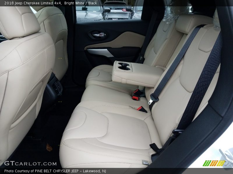 Bright White / Black 2018 Jeep Cherokee Limited 4x4
