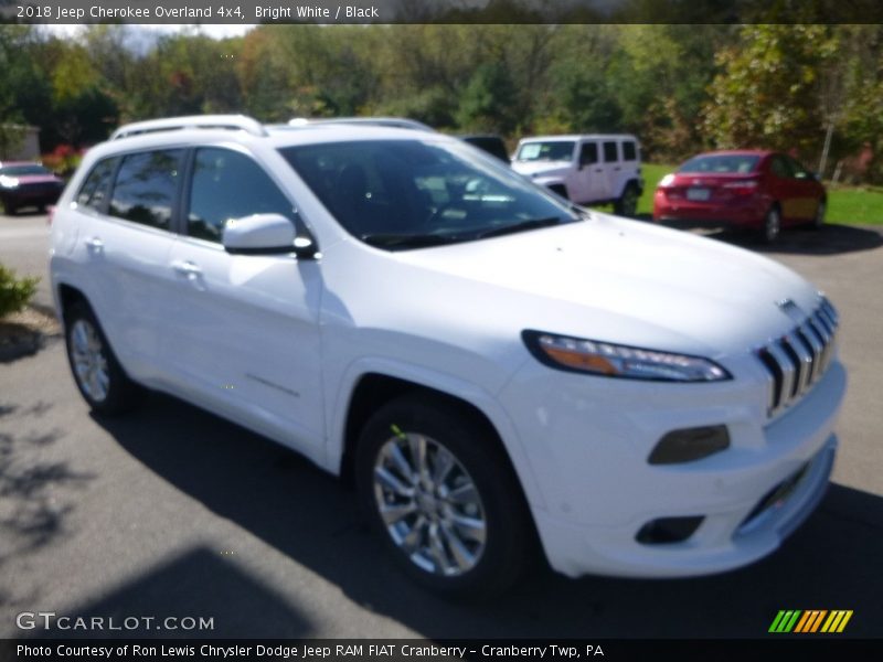 Bright White / Black 2018 Jeep Cherokee Overland 4x4