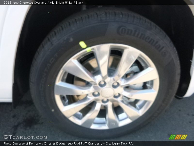 Bright White / Black 2018 Jeep Cherokee Overland 4x4