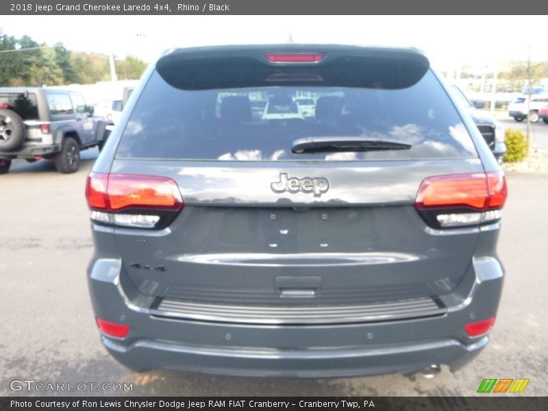 Rhino / Black 2018 Jeep Grand Cherokee Laredo 4x4
