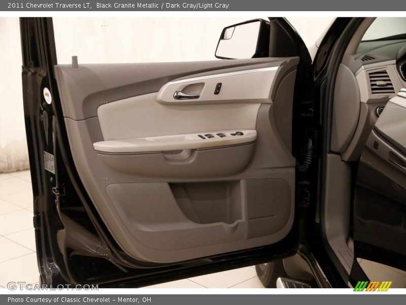 Black Granite Metallic / Dark Gray/Light Gray 2011 Chevrolet Traverse LT