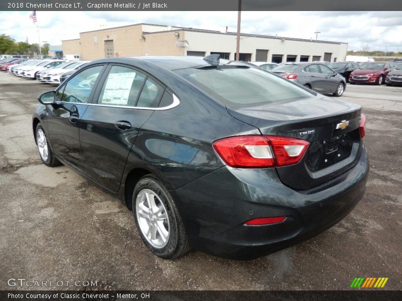 Graphite Metallic / Jet Black 2018 Chevrolet Cruze LT