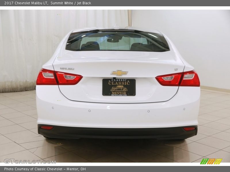 Summit White / Jet Black 2017 Chevrolet Malibu LT