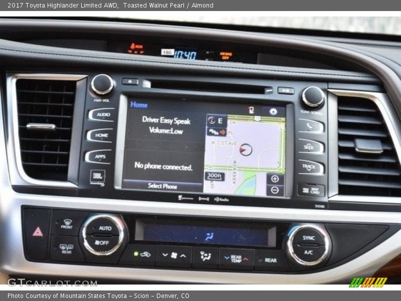 Toasted Walnut Pearl / Almond 2017 Toyota Highlander Limited AWD