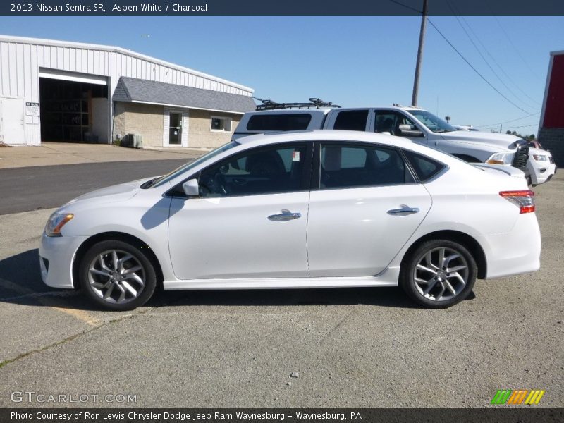 Aspen White / Charcoal 2013 Nissan Sentra SR