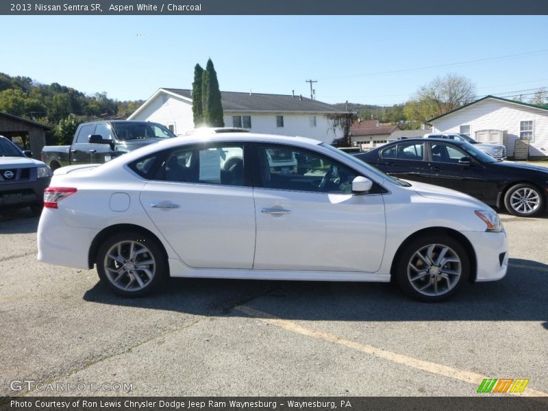 Aspen White / Charcoal 2013 Nissan Sentra SR