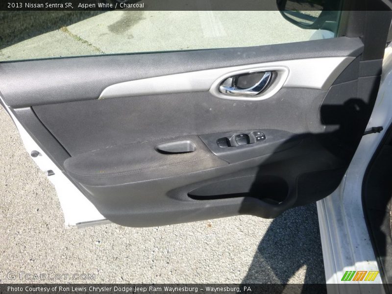 Aspen White / Charcoal 2013 Nissan Sentra SR