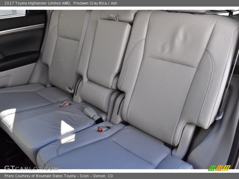 Predawn Gray Mica / Ash 2017 Toyota Highlander Limited AWD