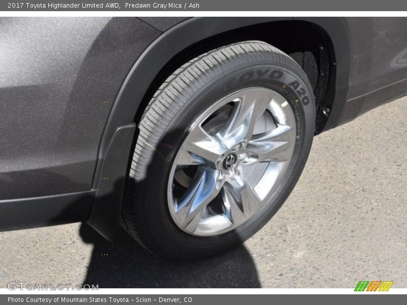 Predawn Gray Mica / Ash 2017 Toyota Highlander Limited AWD