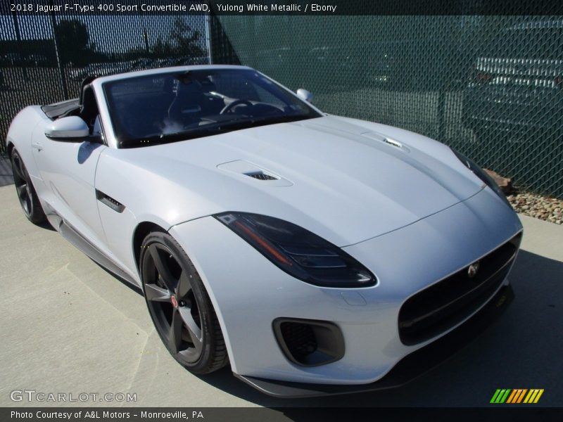 Yulong White Metallic / Ebony 2018 Jaguar F-Type 400 Sport Convertible AWD