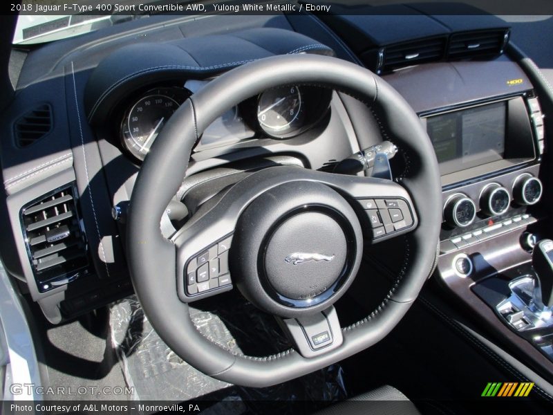  2018 F-Type 400 Sport Convertible AWD Steering Wheel