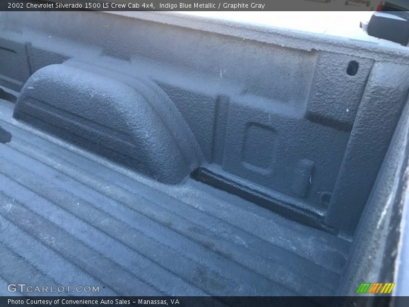 Indigo Blue Metallic / Graphite Gray 2002 Chevrolet Silverado 1500 LS Crew Cab 4x4