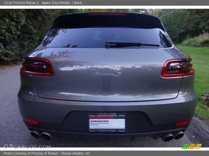 Agate Grey Metallic / Black 2016 Porsche Macan S