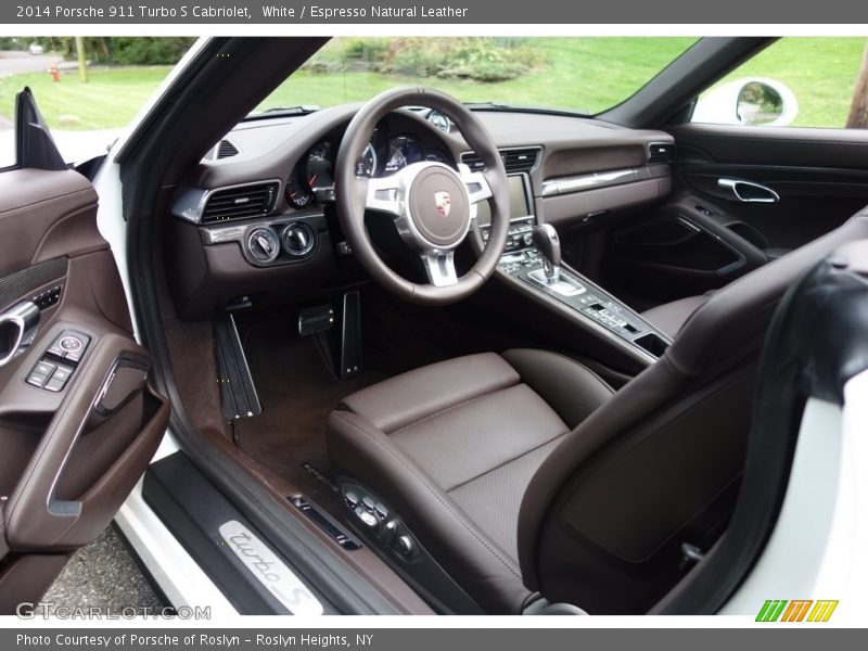 Front Seat of 2014 911 Turbo S Cabriolet