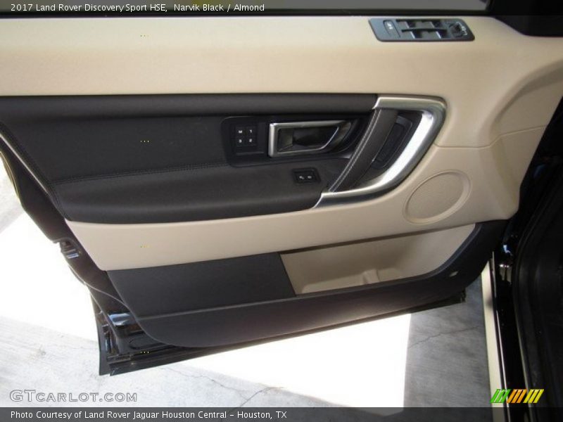 Narvik Black / Almond 2017 Land Rover Discovery Sport HSE