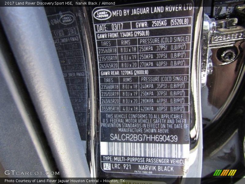 Narvik Black / Almond 2017 Land Rover Discovery Sport HSE