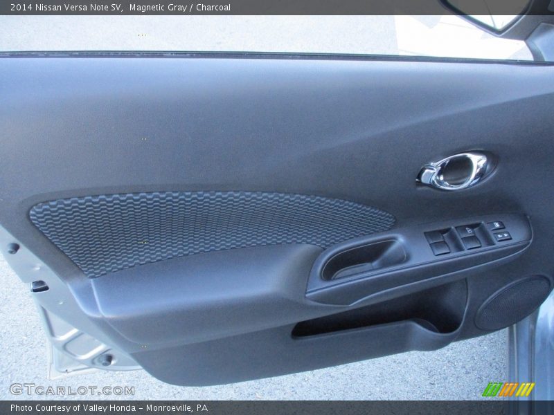 Magnetic Gray / Charcoal 2014 Nissan Versa Note SV