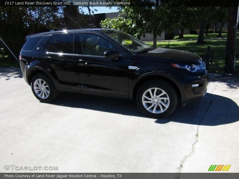 Santorini Black Metallic / Almond 2017 Land Rover Discovery Sport HSE