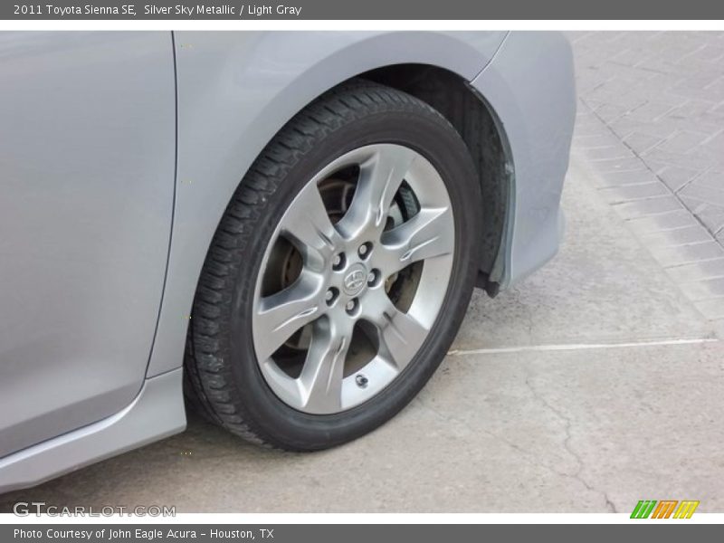 Silver Sky Metallic / Light Gray 2011 Toyota Sienna SE