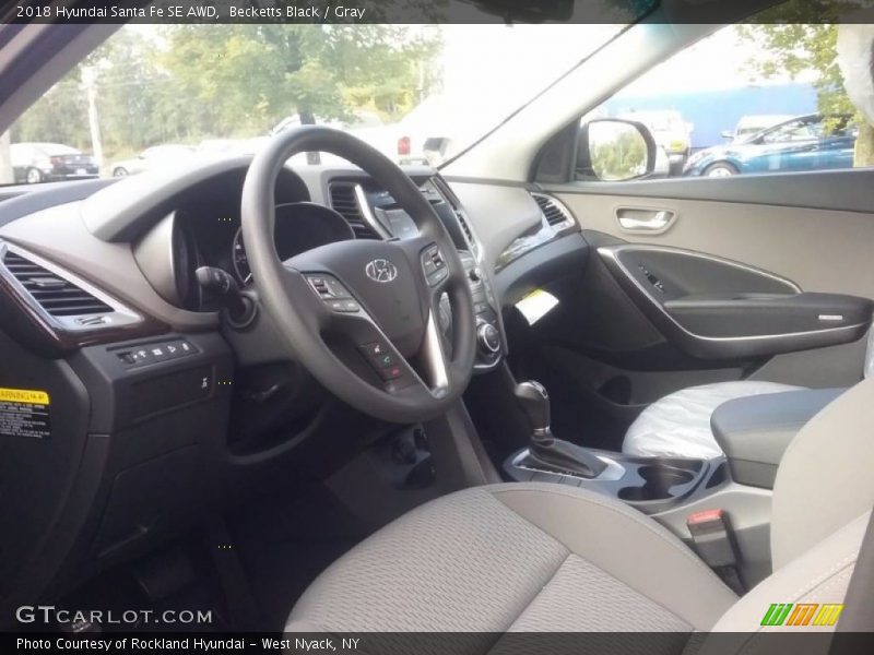 Becketts Black / Gray 2018 Hyundai Santa Fe SE AWD