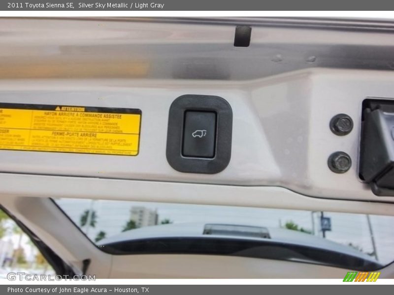 Silver Sky Metallic / Light Gray 2011 Toyota Sienna SE