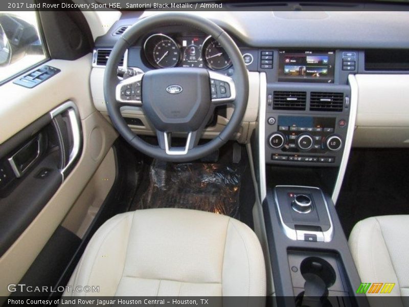 Santorini Black Metallic / Almond 2017 Land Rover Discovery Sport HSE