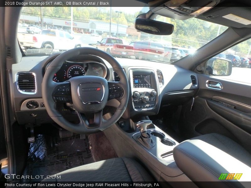 DB Black Crystal / Black 2018 Dodge Durango SXT AWD