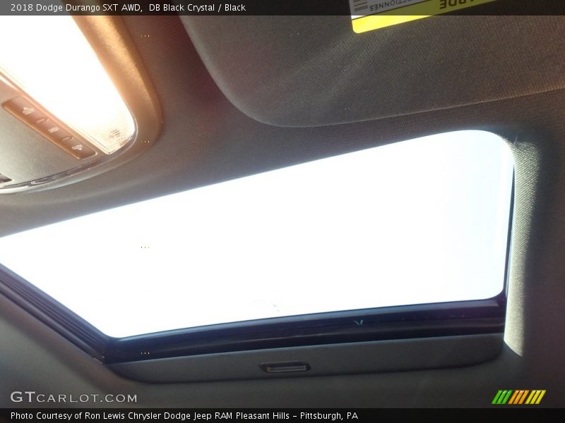 DB Black Crystal / Black 2018 Dodge Durango SXT AWD