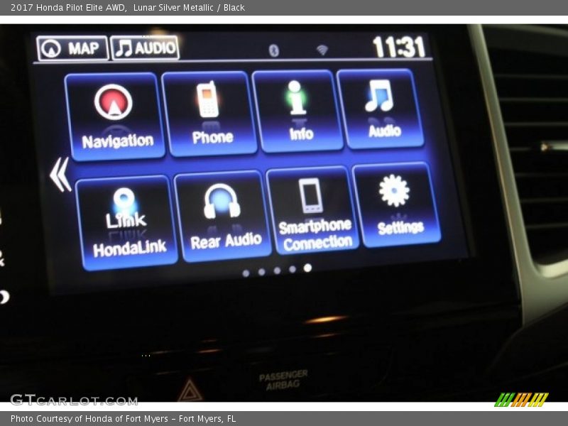 Lunar Silver Metallic / Black 2017 Honda Pilot Elite AWD