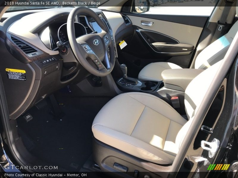 Becketts Black / Beige 2018 Hyundai Santa Fe SE AWD