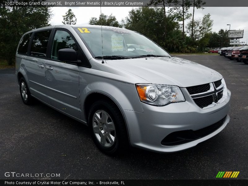 Bright Silver Metallic / Black/Light Graystone 2012 Dodge Grand Caravan SE