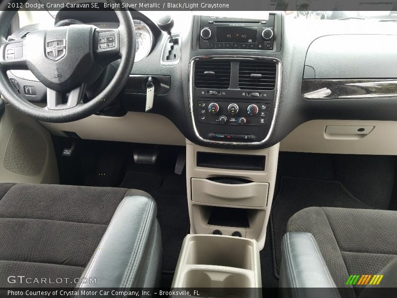 Bright Silver Metallic / Black/Light Graystone 2012 Dodge Grand Caravan SE