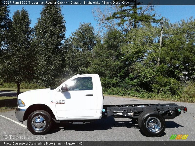 Bright White / Black/Diesel Gray 2017 Ram 3500 Tradesman Regular Cab 4x4 Chassis