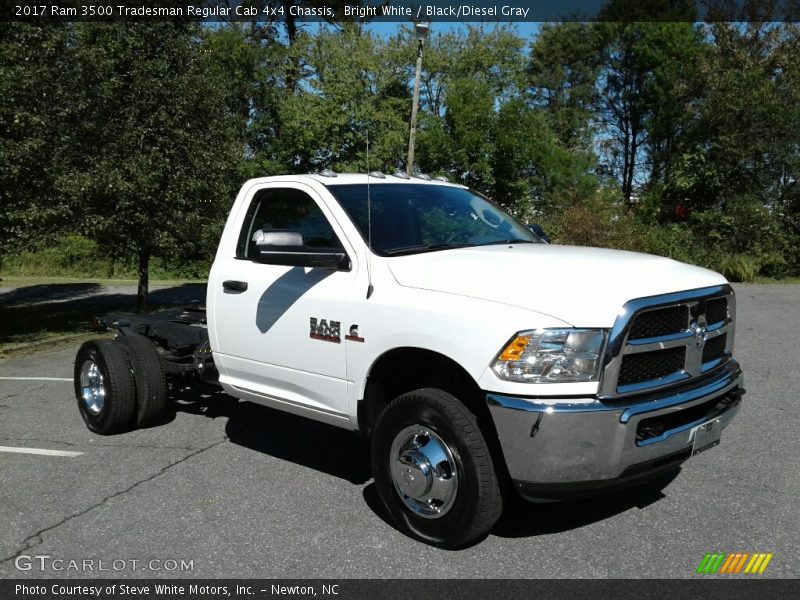 Bright White / Black/Diesel Gray 2017 Ram 3500 Tradesman Regular Cab 4x4 Chassis