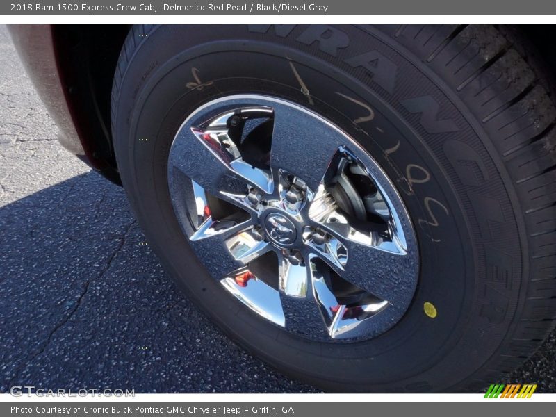 Delmonico Red Pearl / Black/Diesel Gray 2018 Ram 1500 Express Crew Cab