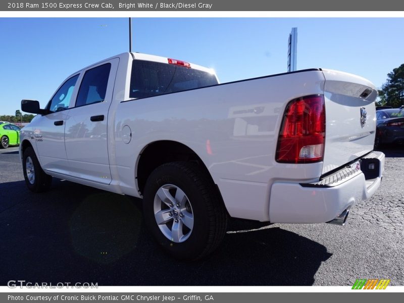 Bright White / Black/Diesel Gray 2018 Ram 1500 Express Crew Cab