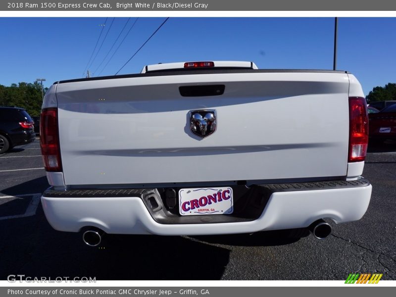 Bright White / Black/Diesel Gray 2018 Ram 1500 Express Crew Cab